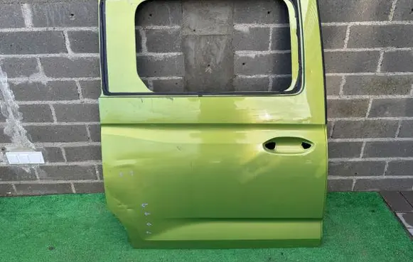Volkswagen Caddy Rear door