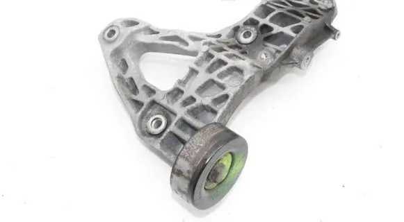 Maserati Quattroporte A/C compressor mount bracket 20513390F