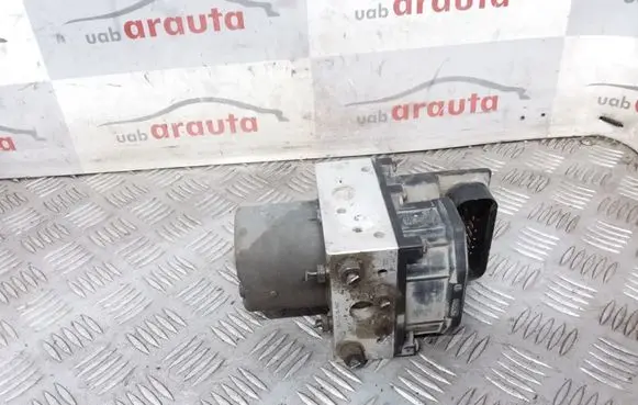 Ford Mondeo Mk III ABS Pump 1S712M110AF 0205222015