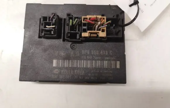 Audi A3 S3 8P Comfort/convenience module 8P0959433C 5DK00858336