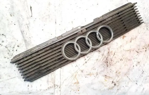 Audi 80 90 B3 Front grill 811853655d