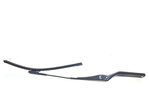 BMW 1 E81 E87 Front wiper blade arm 7169971 61617169971
