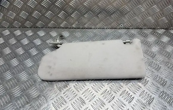 Mitsubishi Outlander Sun visor