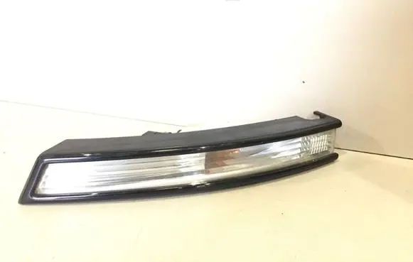 Front indicator light