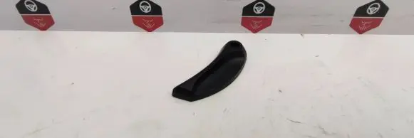 Engine bonnet (hood) release handle