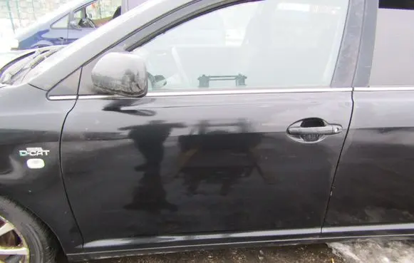 Toyota Avensis Verso Front door 
