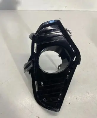 Toyota RAV 4 (XA50) Front fog light trim/grill 5212742220