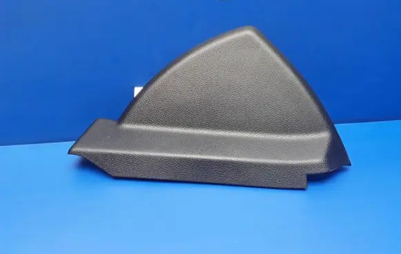 Mercedes-Benz C W204 Dashboard side end trim A2046800078