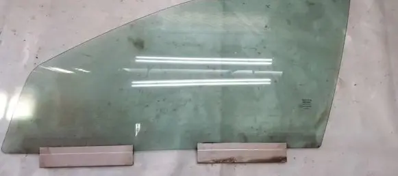 Volvo S60 Front door window glass four-door