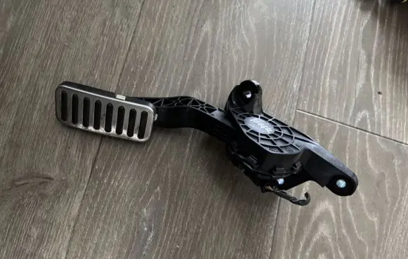 KIA Niro Accelerator throttle pedal 3270AT910