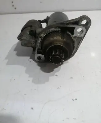 Volkswagen PASSAT B6 Starter motor 02Z911023F