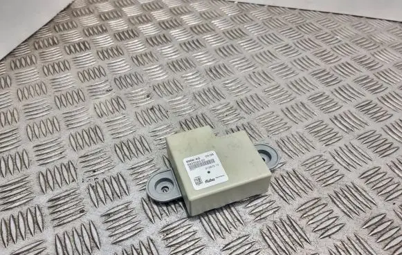 Antenna control unit