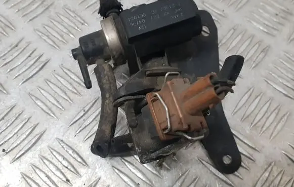 Ford Galaxy Turbo solenoid valve 1H0906627