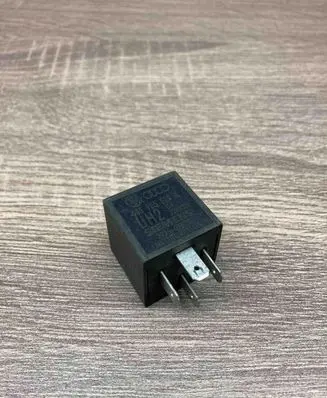 Audi 100 S4 C4 Other relay 445955529A 72HA003