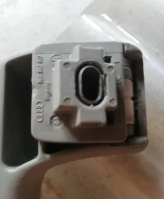 Audi A4 S4 B6 8E 8H Front interior roof grab handle 8e0857607