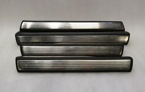 Mercedes-Benz S W222 Front door trim (molding) A2226808135