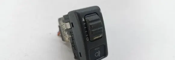 Volvo S70 V70 V70 XC Headlight level height control switch 9162960 97W22K