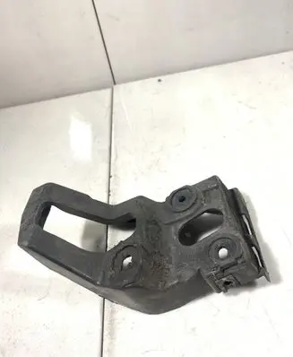 Audi A4 S4 B6 8E 8H Fender mounting bracket 8E0853922B