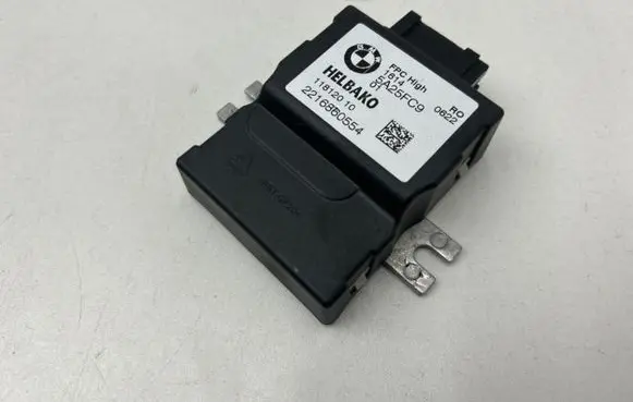 BMW 2 G42 Fuel injection pump control unit/module 5A25FC9 11812010 2216860554
