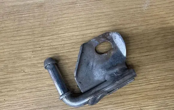 BMW 3 E90 E91 Muffler mount bracket/holder 