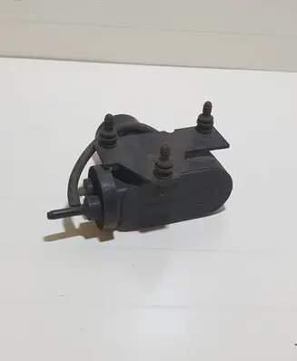 Volkswagen PASSAT B5 Cruise control unit/module 811907325 003572