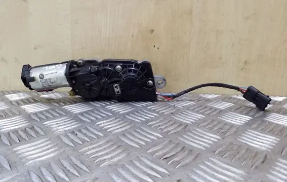 Tailgate/trunk/boot lift motor