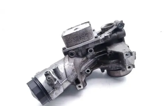 Honda CR-V Oil filter mounting bracket 088048