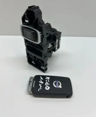 Volvo XC60 Ignition lock AH4N15607AE 31318791 31300171
