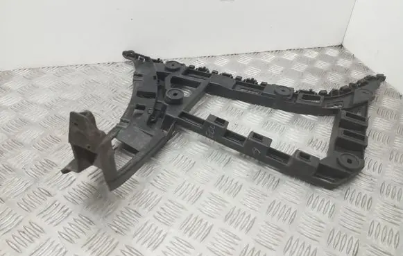 Volkswagen Jetta VI Bumper support mounting bracket corner 5C6807394