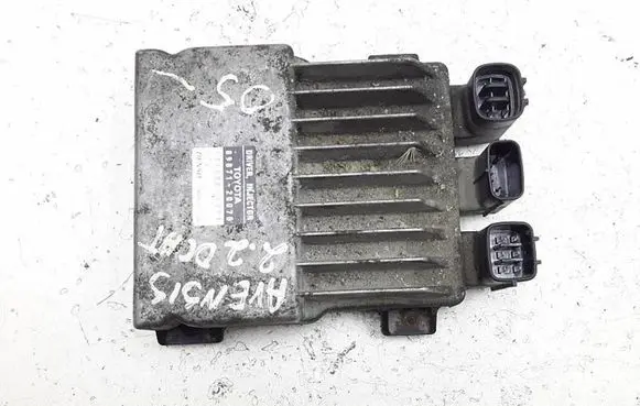 Toyota Avensis T250 Fuel injection control unit/module 1310001371 8987120070