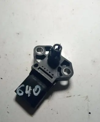 Volkswagen Golf V Air pressure sensor 038906051B 0281002399