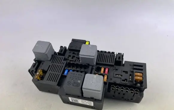 Fuse box set