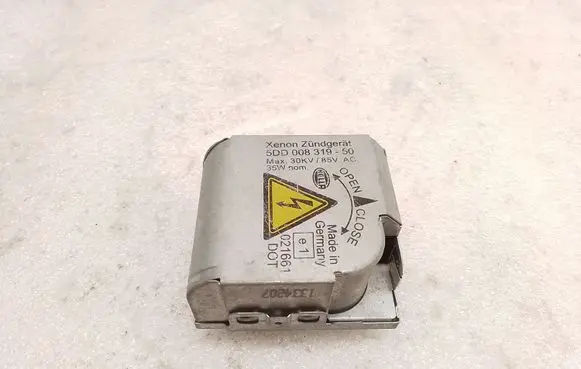 Headlight ballast module Xenon