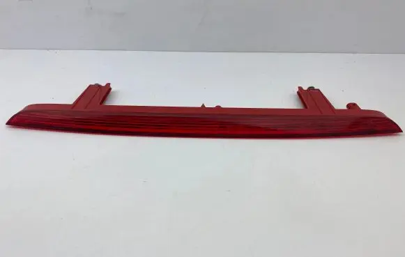 Audi Q7 4M Third/center stoplight 4M0945097