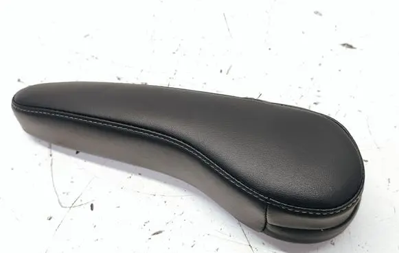 Buick Encore I Armrest 