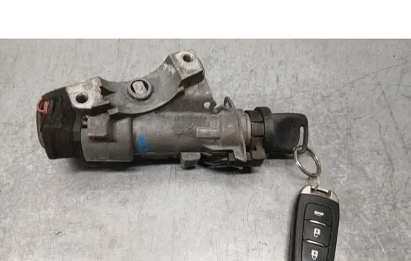 Ford Galaxy Ignition lock 4B0905851B