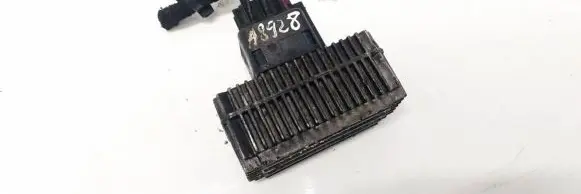 Opel Vectra C Glow plug pre-heat relay 55353011 51299014B