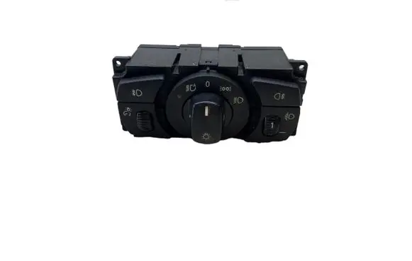 BMW 5 E60 E61 Light switch K4699