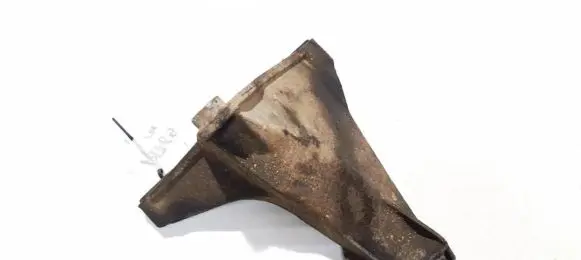 Audi A4 S4 B5 8D Engine mounting bracket 8d0199308f