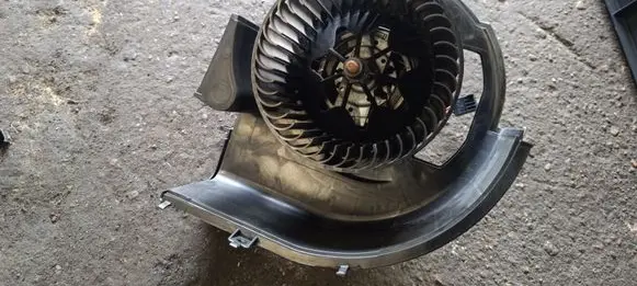 BMW X5 F15 Heater fan/blower T1028990R