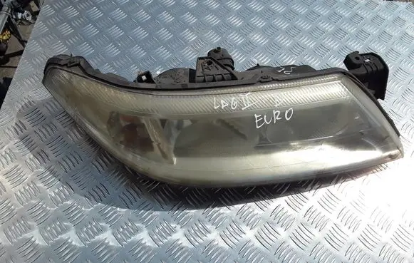 Renault Laguna II Headlight/headlamp 8200002847