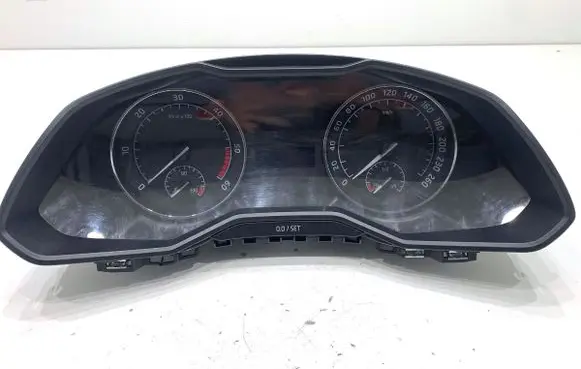 Skoda Superb B8 (3V) Speedometer (instrument cluster) 3V0920751B