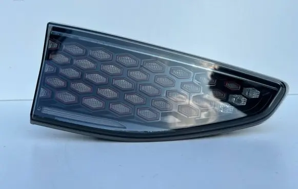 KIA Ceed Tailgate rear/tail lights 92403J7500