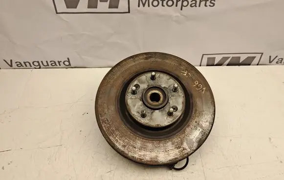 Hyundai i40 Front wheel hub spindle knuckle 