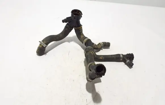 Volvo XC90 Engine coolant pipe/hose 31493275