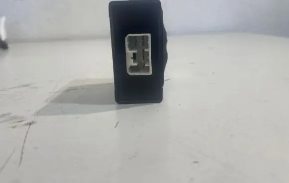 KIA Sorento Wing mirror control module 935713E000