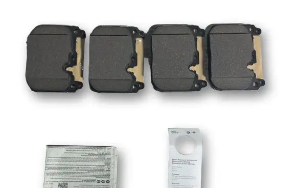BMW 1 F40 Brake pads (front) 34106889266 34106884224 34106860020