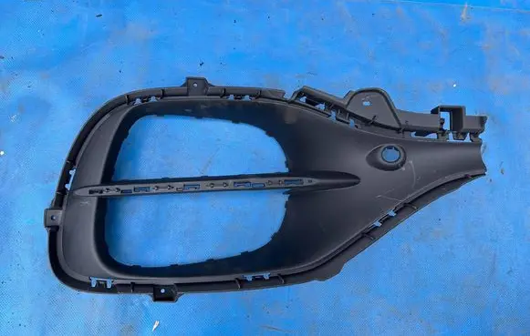 Mercedes-Benz AMG GT R190 C190 Front bumper lower grill A1908854901 A1908856102