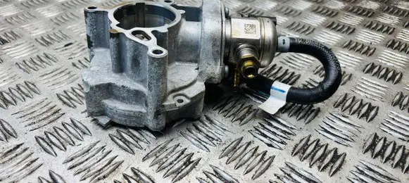 Audi A5 Fuel injection high pressure pump 06L127A03 06G127025M 06L145100A