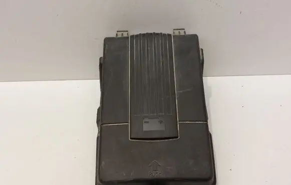 Volkswagen PASSAT CC Battery box tray cover/lid 3C0915443A